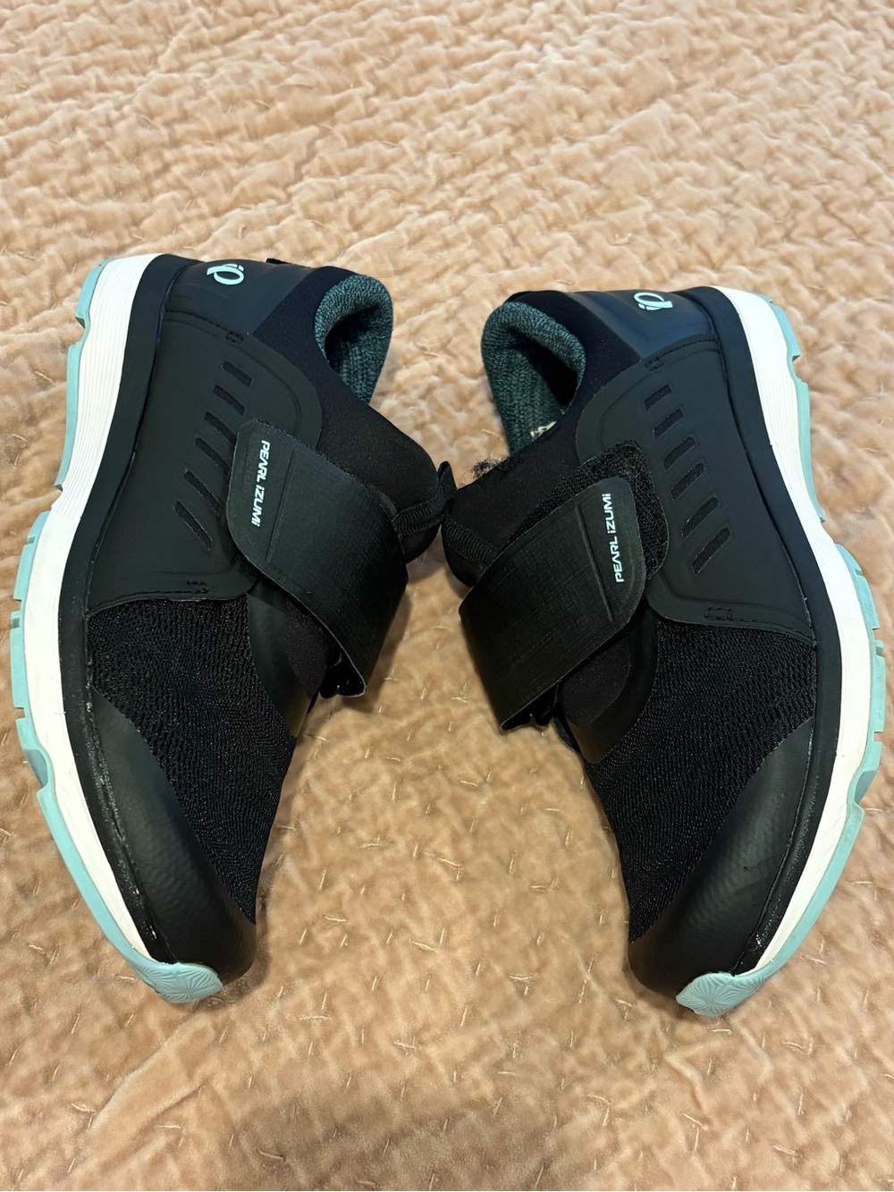 Pearl Izumi Women’s Black Velcro Strap Cycling Shoes/Cleats Size 40 EUC - Picture 5 of 8